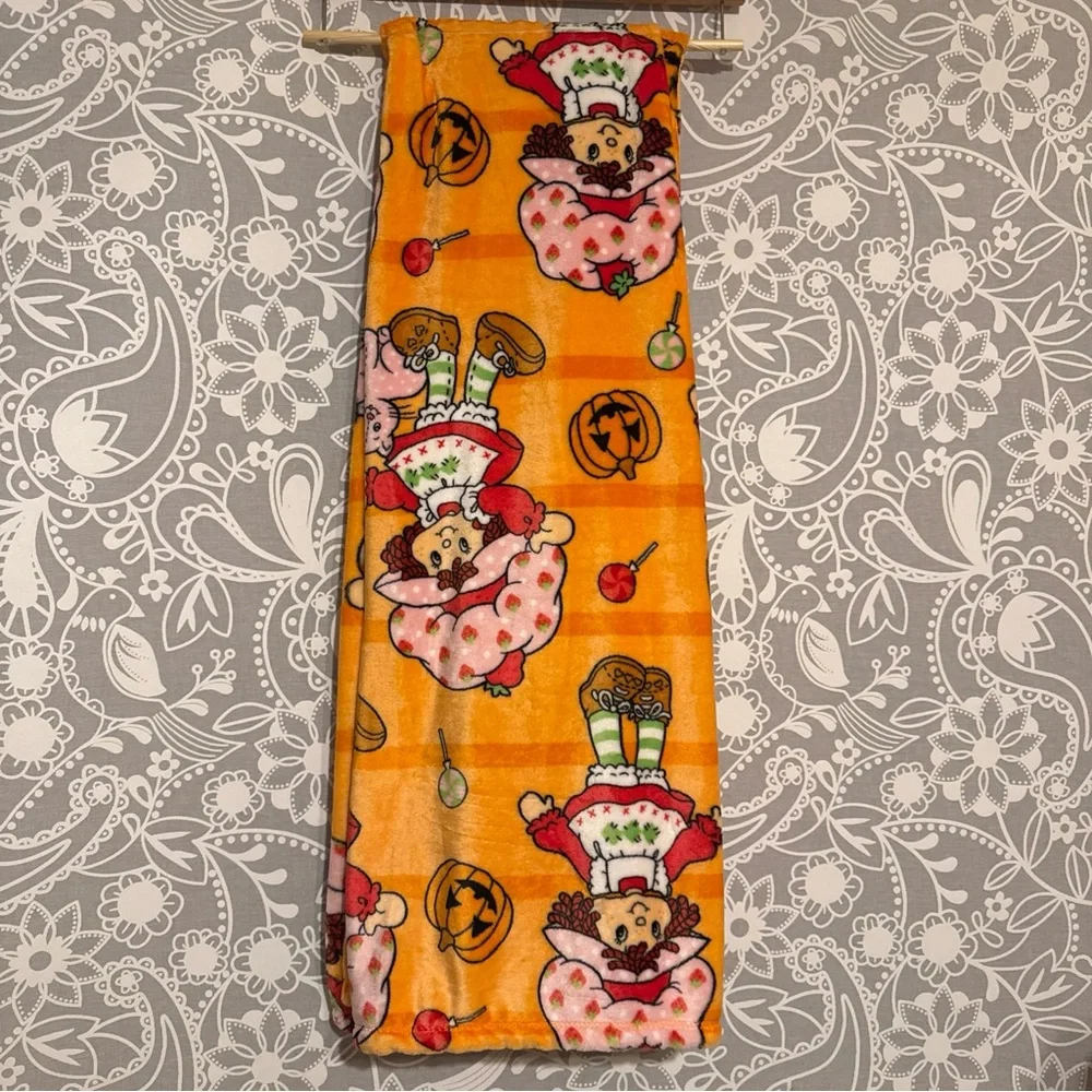 Halloween Strawberry Shortcake Plush Throw